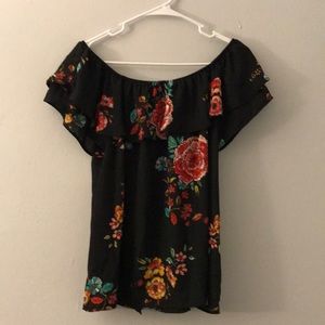 XHILARATION Off the shoulder top